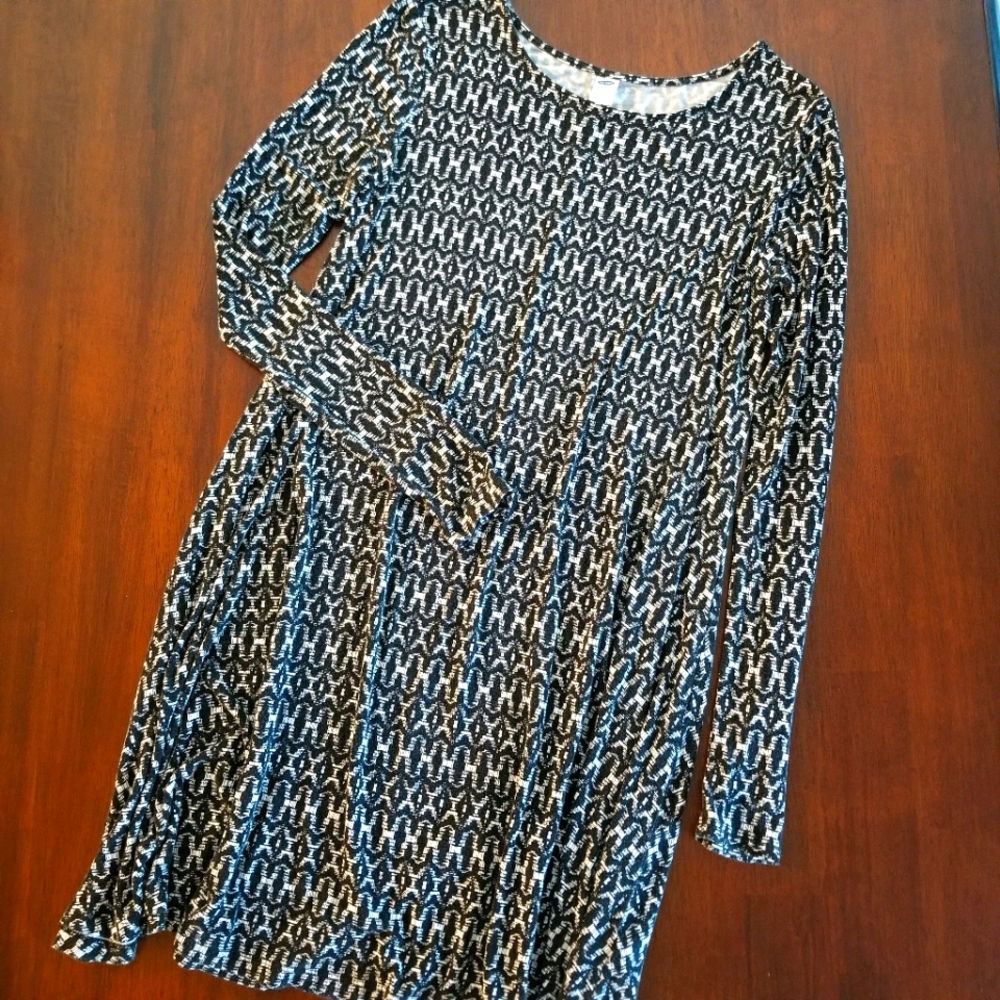 Black & White Swing Dress Size Small